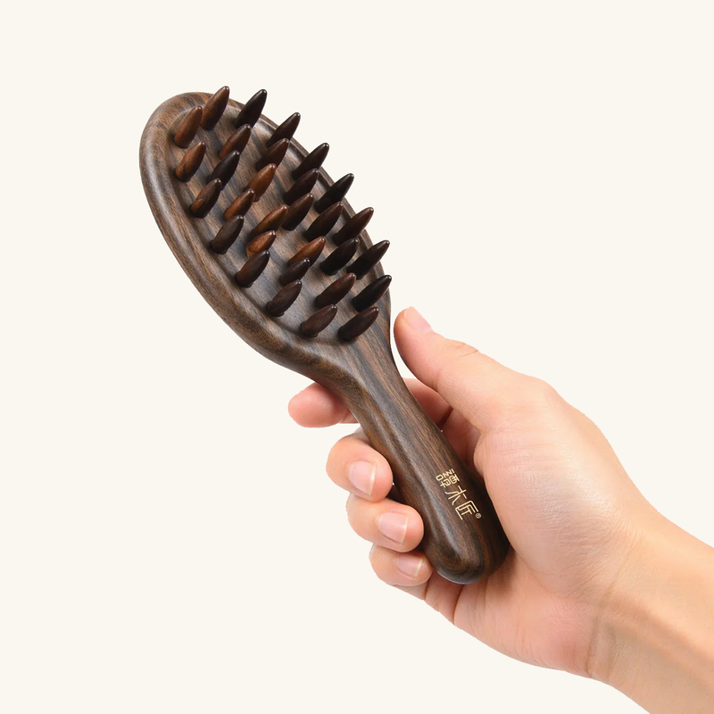 Radiant Bloom | Lacquer Art Craft Chacate Preto Scalp Massage Comb