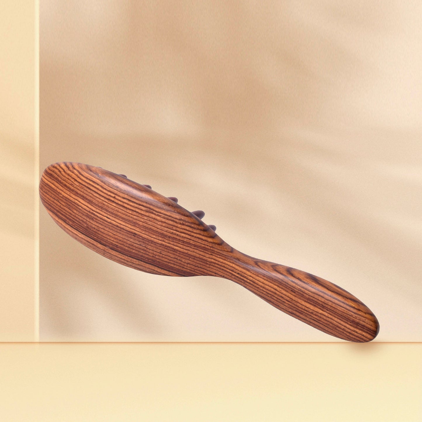 SCALP MASSAGER, cylinder bristles