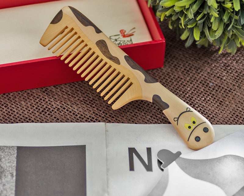 Cow Boxwood Comb