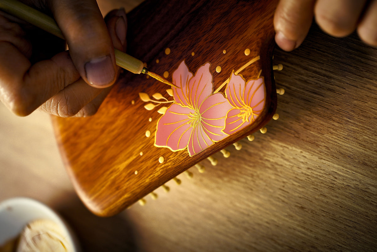 Lacquer Art Craft – Tan Mujiang