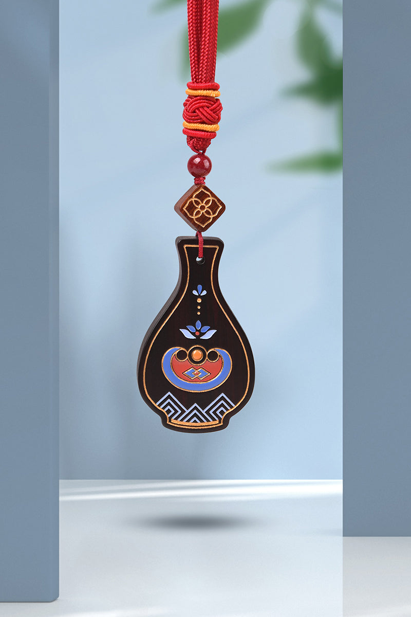 Décoration de voiture en forme de bouteille