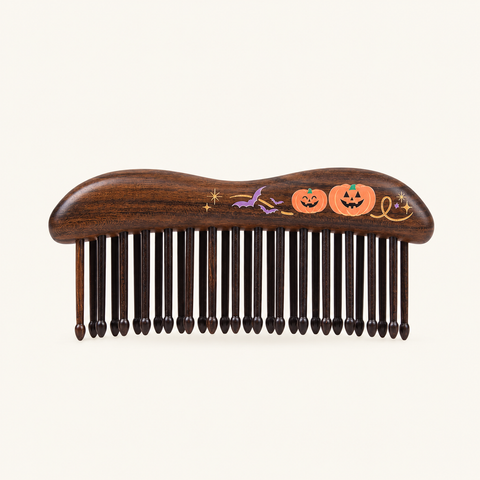 Mischief Maker | Inserted Tooth Craft & Lacquer Art Craft Chacate Preto Massage Comb