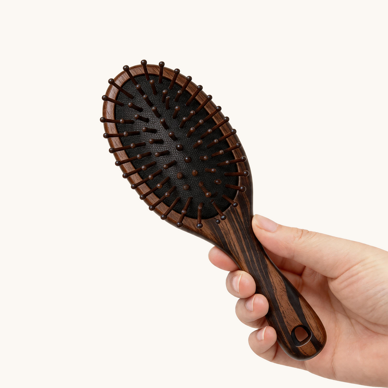 Brosse à cheveux en ébène et luth