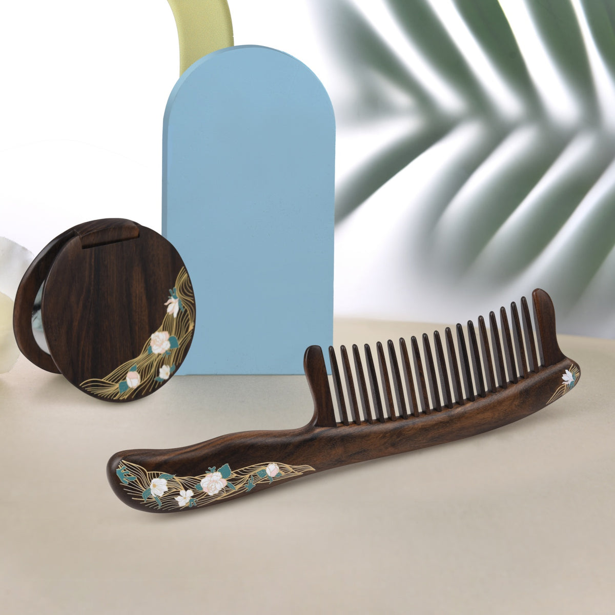Natural Wooden Comb & Mirror Gift Set ?¡ìC Flourishing Journey