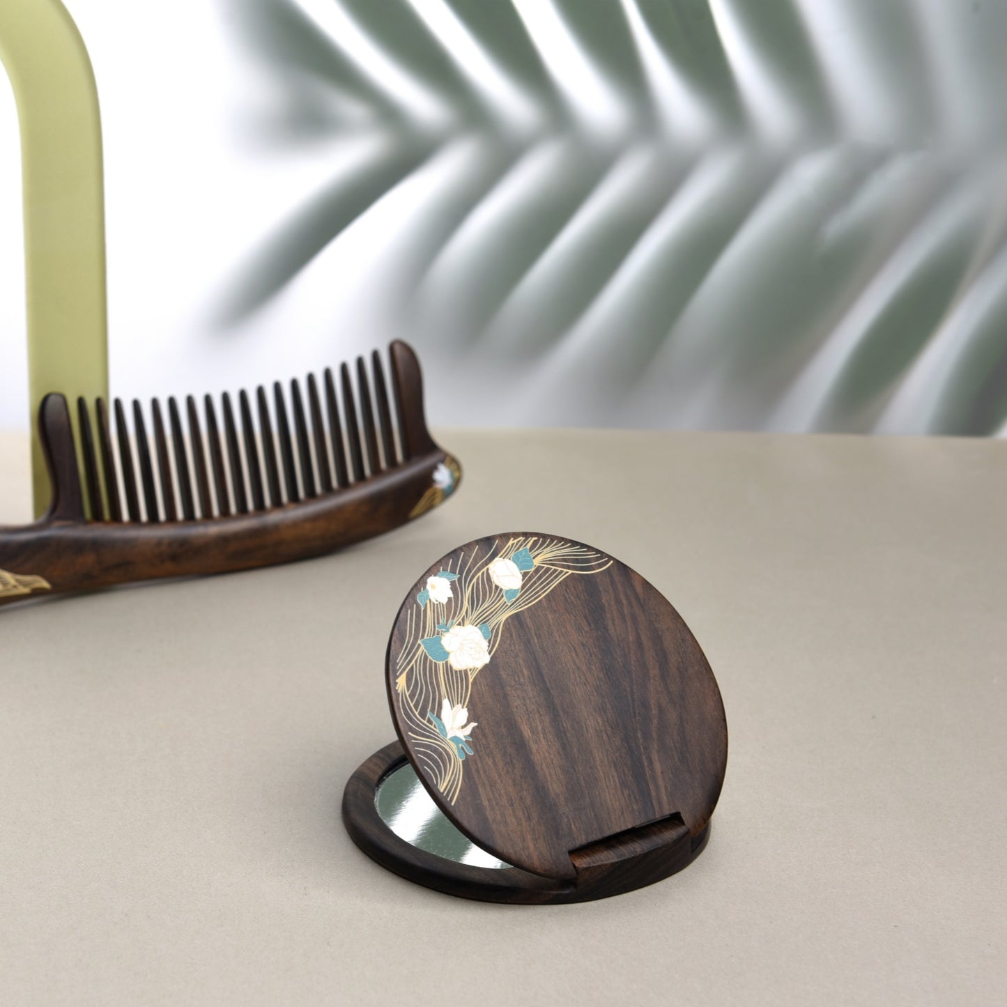 Natural Wooden Comb & Mirror Gift Set ?¡ìC Flourishing Journey