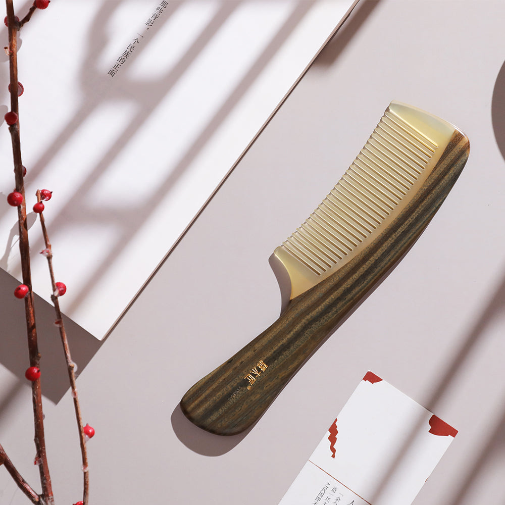 Sheep Horn & Wood Comb
