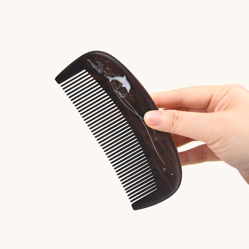 Seashell Dolphin Wooden comb