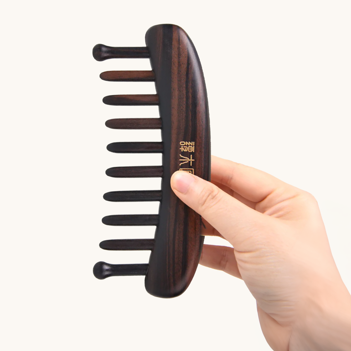 Peigne de massage en bois de rose