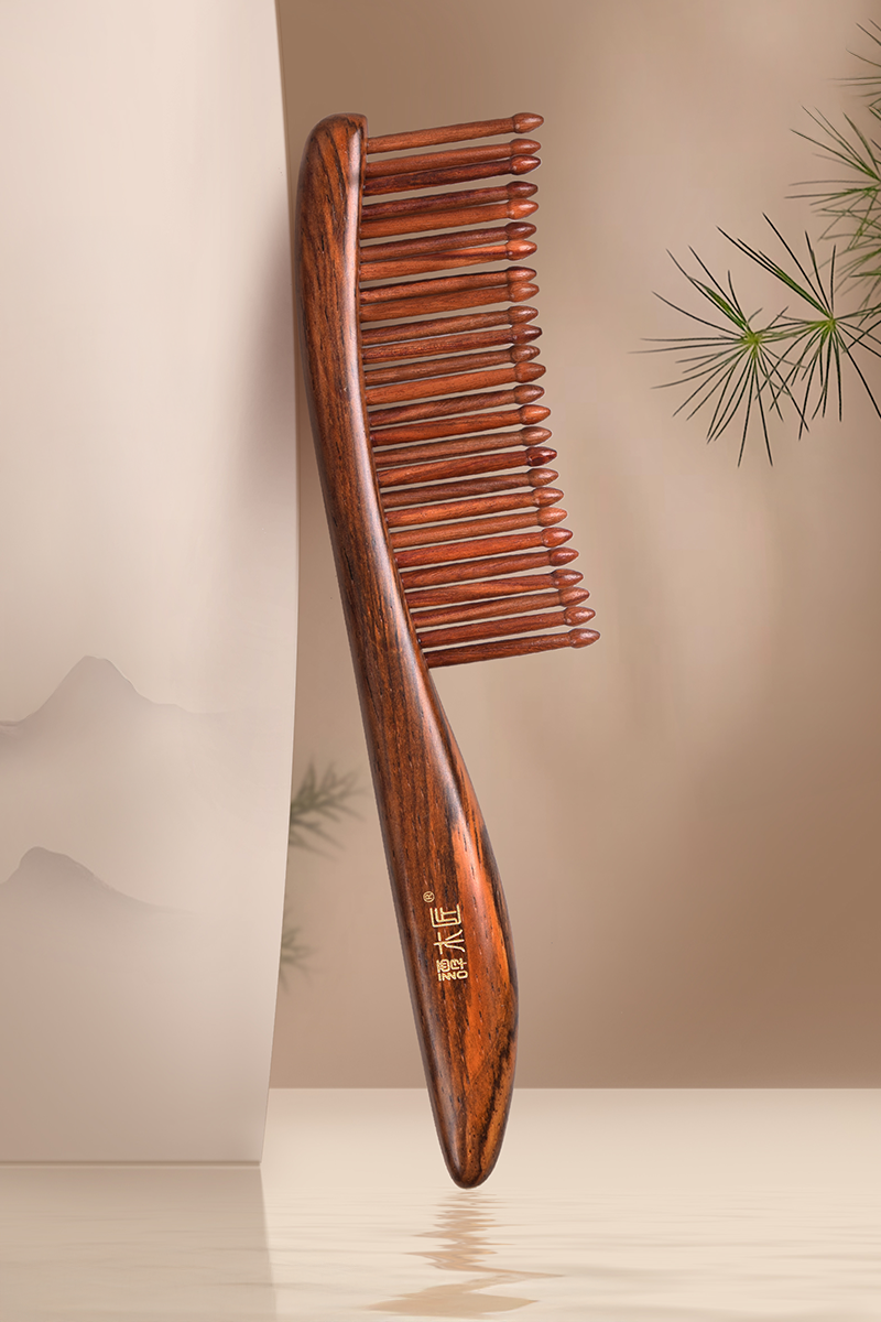 Tooth-inserted Red Wood Comb