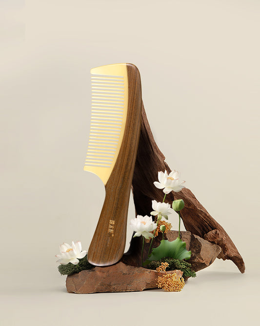 Sheep Horn & Wood Comb