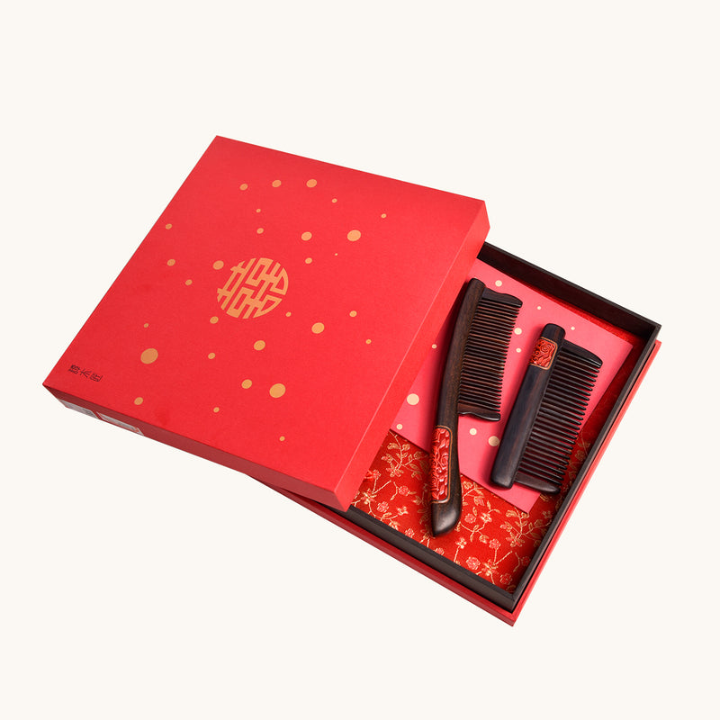 Rose Pattern Wooden Comb Set