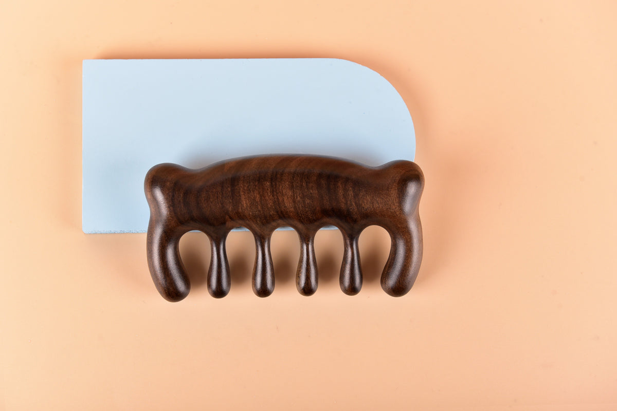 Bear Scrapping Massager