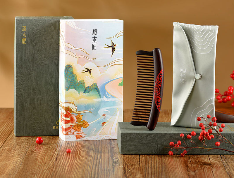 Lucky Cloud Hair Comb