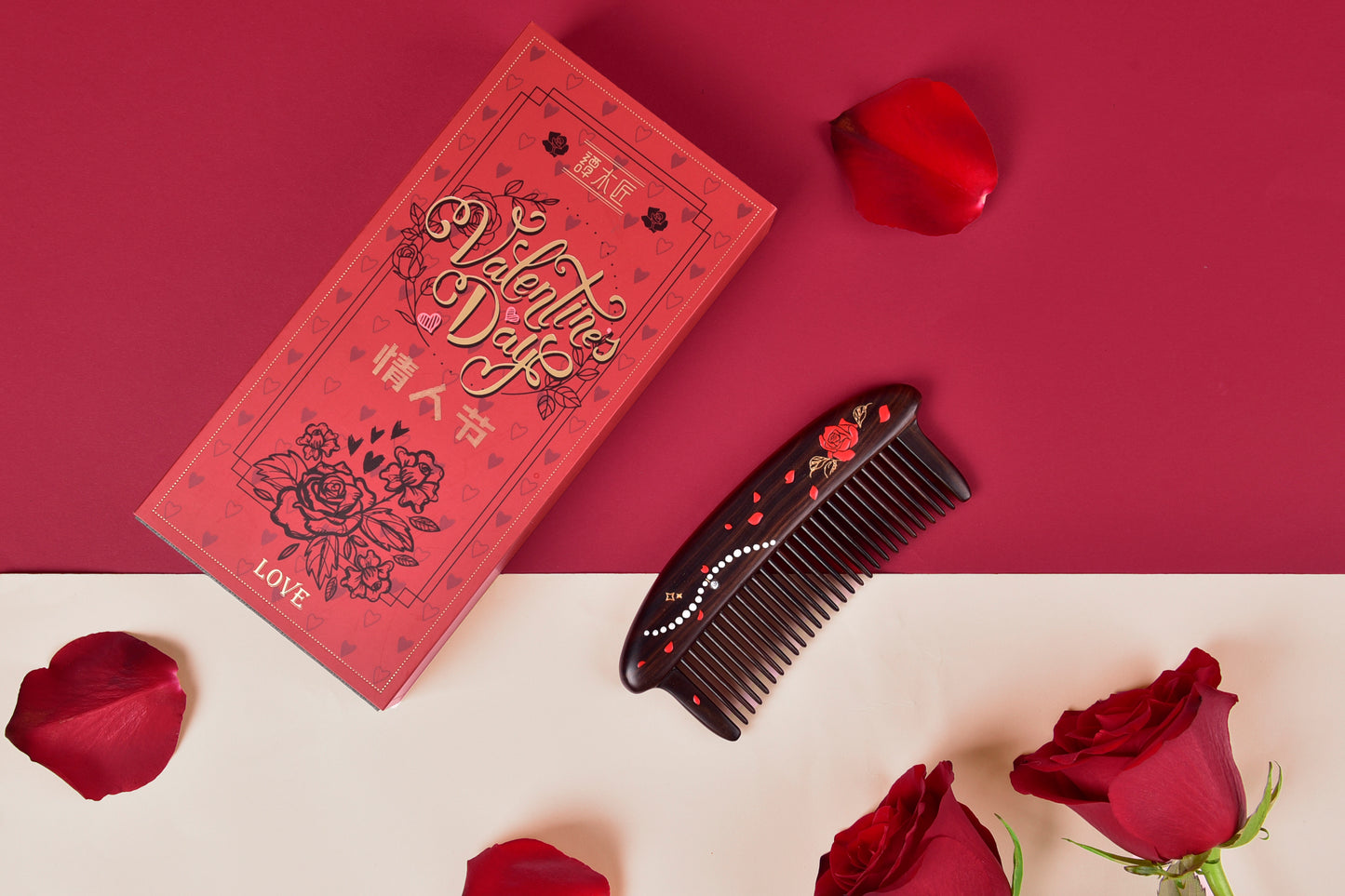 Peigne en bois pour cheveux pour amoureux (motif rose)